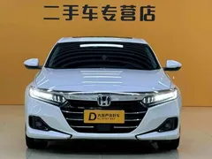 2022 Honda Accord Hybrid 2.0L, белый — фото 3