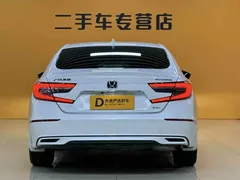 2022 Honda Accord Hybrid 2.0L, белый — фото 10