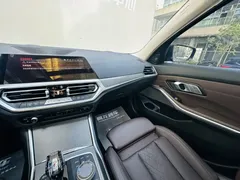 2022 BMW 3 Series 3 325Li M, чёрный — фото 14