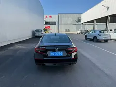 2022 Honda Accord Hybrid 2.0L, чёрный — фото 8