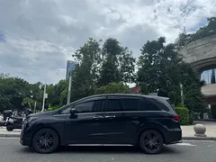 2022 Honda Odyssey 2.0L e:HEV, чёрный — фото 3