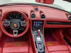 2022 Porsche 718 Boxster T 2.0T — фото 12