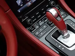 2022 Porsche 718 Boxster T 2.0T — фото 21