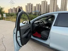 2026 BYD Seal 05 210KM — фото 5