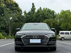 2021 Audi A8L 50 TFSI quattro, чёрный — фото 2