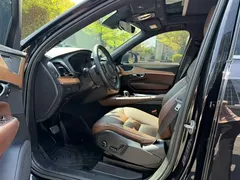 2023 Volvo XC90 B6 Luxury 7, чёрный — фото 4