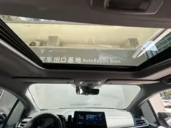 2023 Toyota Sienna 2.5L Hybrid Premium — фото 15
