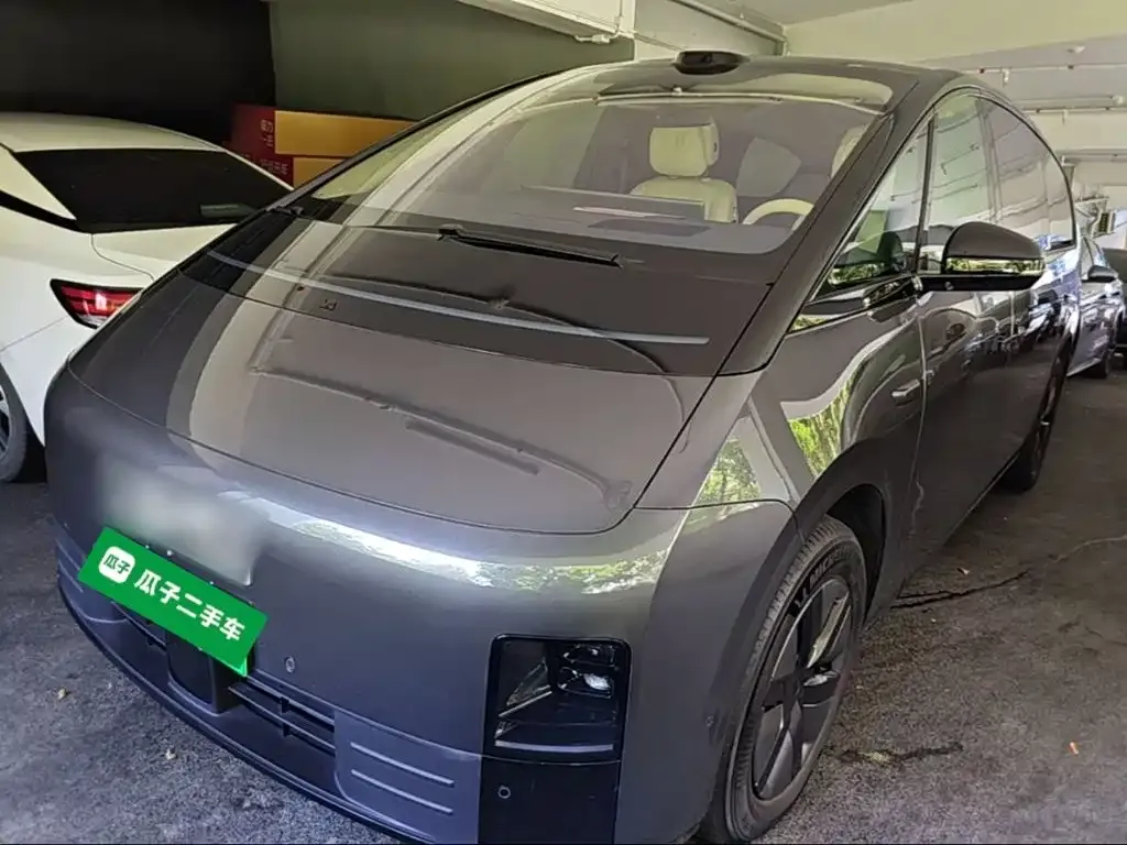 2025 Li Auto MEGA Home