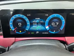 2023 Jetour X70 PLUS 1.5T DCT PRO 7, белый — фото 11