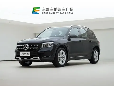 2023 Mercedes-Benz GLB 220