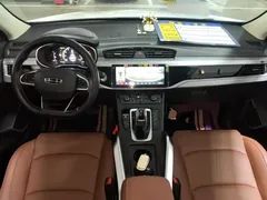 2021 Geely Atlas 1.8TD DCT 2WD, белый — фото 10