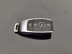 2022 Mercedes-Benz GLB 220, чёрный — фото 19