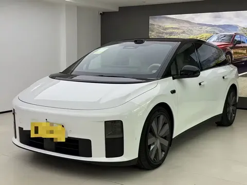 2025 Li Auto i6 4WD