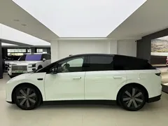2025 Li Auto i6 4WD, белый — фото 6