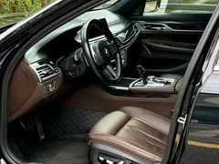 2021 BMW 7 Series 730Li M, чёрный — фото 8