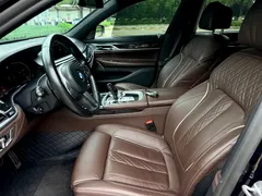 2021 BMW 7 Series 730Li M, чёрный — фото 14