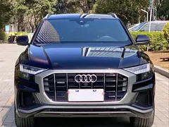 2021 Audi Q8 55 TFSI, чёрный — фото 3