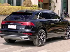 2021 Audi Q8 55 TFSI, чёрный — фото 6