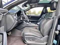 2021 Audi Q8 55 TFSI, чёрный — фото 11