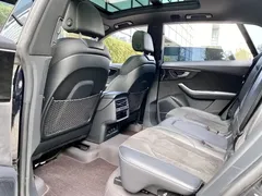 2021 Audi Q8 55 TFSI, чёрный — фото 12
