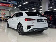 2022 Audi A3 Sportback 35 TFSI Fashion Sport, белый — фото 17