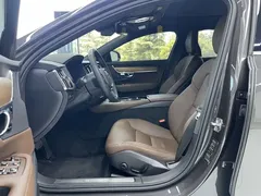2022 Volvo S90 Hybrid T8 E Hybrid Luxury — фото 16