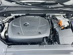 2022 Volvo S90 Hybrid T8 E Hybrid Luxury — фото 20
