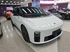2025 Li Auto i6 2WD Standard, белый — фото 4