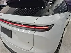 2025 Li Auto i6 2WD Standard, белый — фото 8