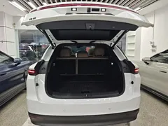 2025 Li Auto i6 2WD Standard, белый — фото 19