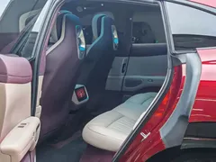 2026 Xiaomi YU7 4WD GT — фото 11