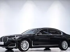 2019 BMW 7 Series 7 730Li, чёрный — фото 1