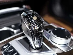 2019 BMW 7 Series 7 730Li, чёрный — фото 22