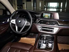 2019 BMW 7 Series 7 730Li, чёрный — фото 32