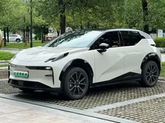2023 Zeekr X RWD ME 5-seat, белый — фото 1