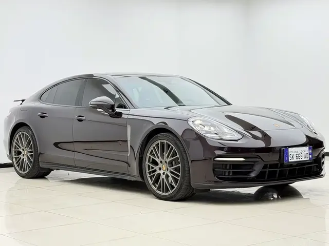2023 Porsche Panamera 2.9T Platinum Edition