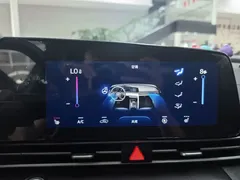 2022 Hyundai Elantra 1.5L CVT 20, белый — фото 18