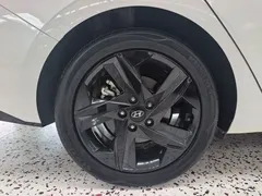 2022 Hyundai Elantra 1.5L CVT 20, белый — фото 24