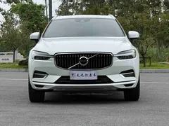 2021 Volvo XC60 T5 4WD Luxury, белый — фото 2