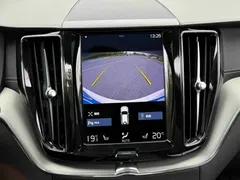 2021 Volvo XC60 T5 4WD Luxury, белый — фото 10