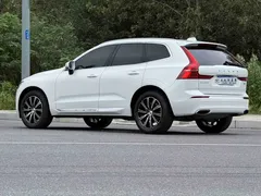 2021 Volvo XC60 T5 4WD Luxury, белый — фото 15