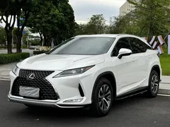 2020 Lexus RX 300 2WD Elite, белый — фото 1