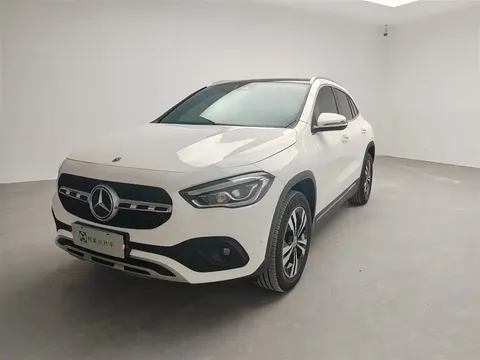 2022 Mercedes-Benz GLA 200