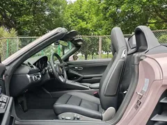 2022 Porsche 718 Boxster 2.0T — фото 6