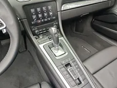 2022 Porsche 718 Boxster 2.0T — фото 11