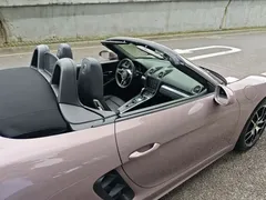 2022 Porsche 718 Boxster 2.0T — фото 17