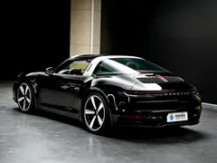 2022 Porsche 911 Targa 4 3.0T, чёрный — фото 3