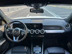 2022 Mercedes-Benz GLB 200, белый — фото 8