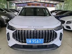 2023 Jetour X70 PLUS 1.5T DCT 7-seat, белый — фото 2