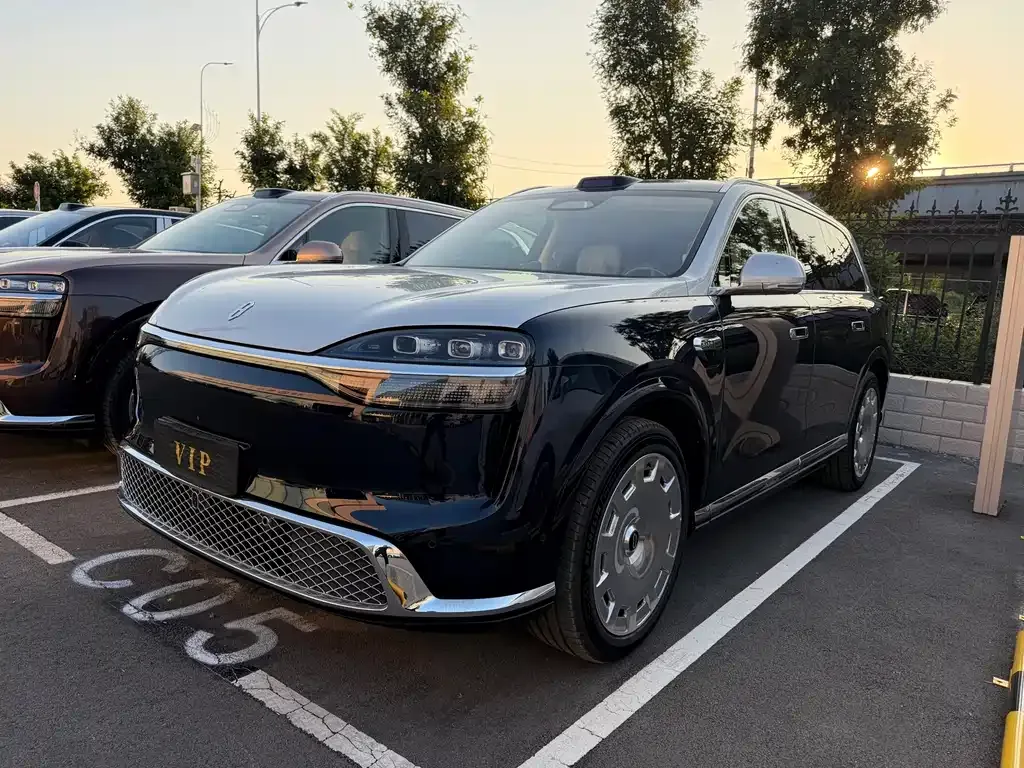 2026 Aito M9 EREV Ultra 6-seat
